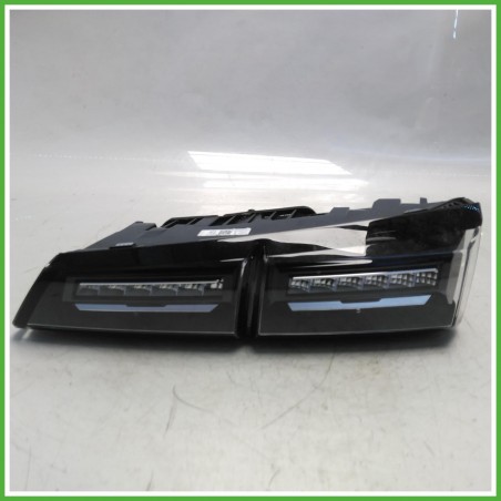 Fanale Fanalino Destro DX  Peugeot 308 3 Serie 2021 9835300580 Originale Usato