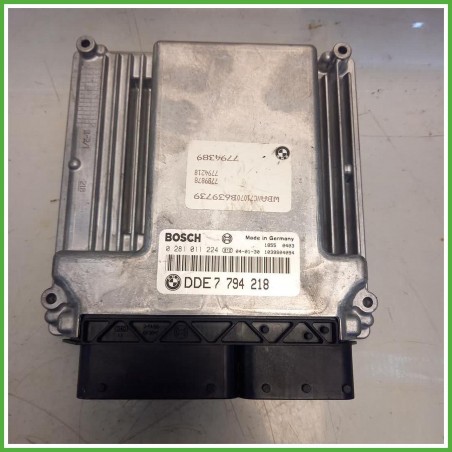 Centralina Motore Iniezione ECU Bosch 0281011224 Bmw Serie 5 E60 Berlina 530d 3.0 24v. 13617794218 Gasolio 2003-2010
