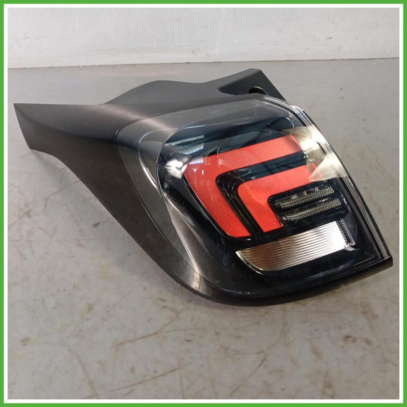 Fanale Fanalino Sinistro SX Hella 510512838 Opel Crossland X 2020 39235957 Originale Usato