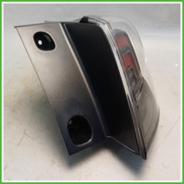 Fanale Fanalino Destro DX Hella 93235958 Opel Crossland X 2020 YQ01103780 Originale Usato