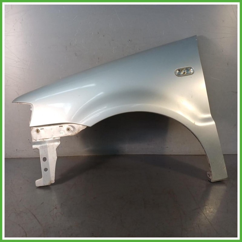 Parafango Anteriore Sinistro SX Volkswagen Polo 3 Serie Berlina 3 Porte 1999-2001 Grigio Originale Usato