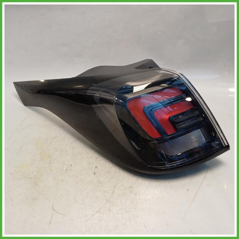 Fanale Fanalino Sinistro SX Hella 510512838 Opel Crossland X 2020 YQ01103680 Originale Usato