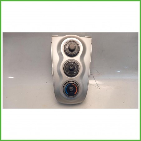 Comandi Clima AC Riscaldamento Condizionatore  Toyota Yaris France 2 Serie 1.3 VVTi 16v. 559000D220B0 2005-2009