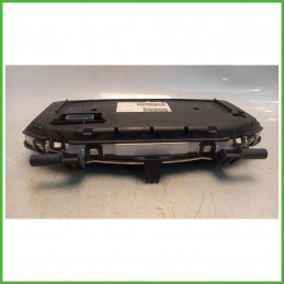 Quadro strumenti contachilometri tachimetro  Renault Clio 3 Serie 1.2 16v. 8201060305 2005-2014