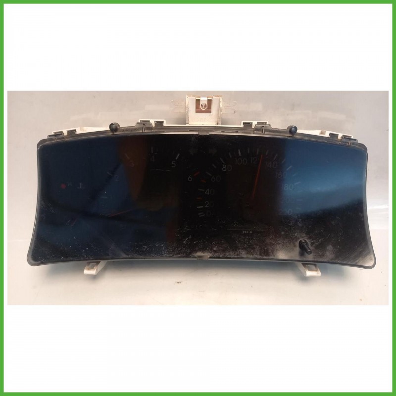Quadro strumenti contachilometri tachimetro Denso Toyota Corolla 4 Serie 2.0 D4d 16v. 8380013150 2001-2004