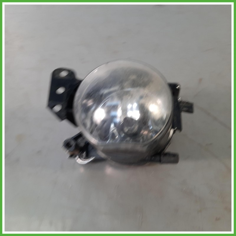 Faro Fanale Fendinebbia Destro DX  Bmw Serie 5 E60 Berlina 63176910792 2003-2010 Originale Usato