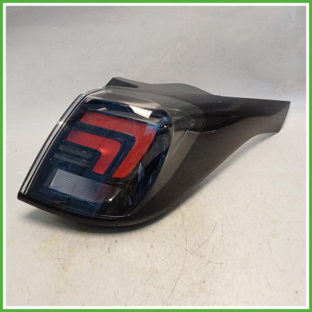 Fanale Fanalino Destro DX Hella 93235958 Opel Crossland X 2020 YQ01103780 Originale Usato