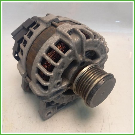 Alternatore Bosch F000BL0825 Renault Kadjar 231004554R 2015-2018
