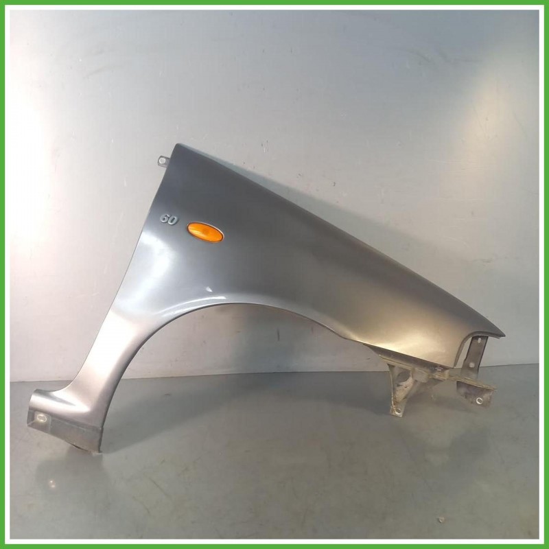 Parafango Destro DX Fiat Punto 1 Serie Berlina 5 Porte 1996-1999 Grigio Originale Usato