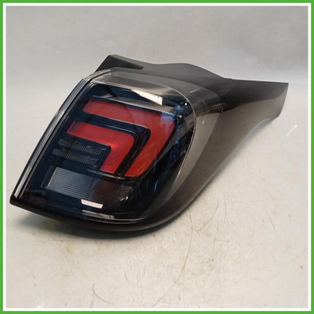 Fanale Fanalino Destro DX Hella 93235958 Opel Crossland X 2020 YQ01103780 Originale Usato