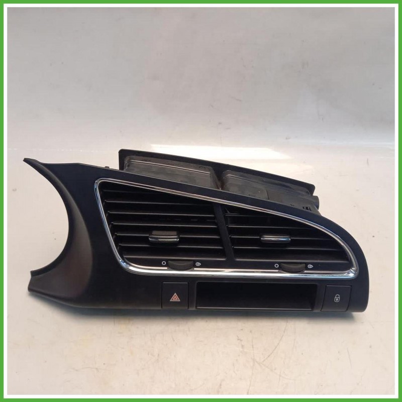 Bocchetta Climatizzazione Anteriore Peugeot 3008 2 Serie 1.6 BlueHDi 823114 2016-2020 Olho Technik 14111