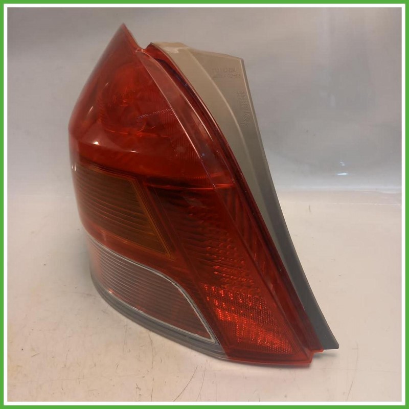 Fanale Fanalino Sinistro SX  Toyota Yaris France 3 Serie 2009-2011 815610D251 Originale Usato