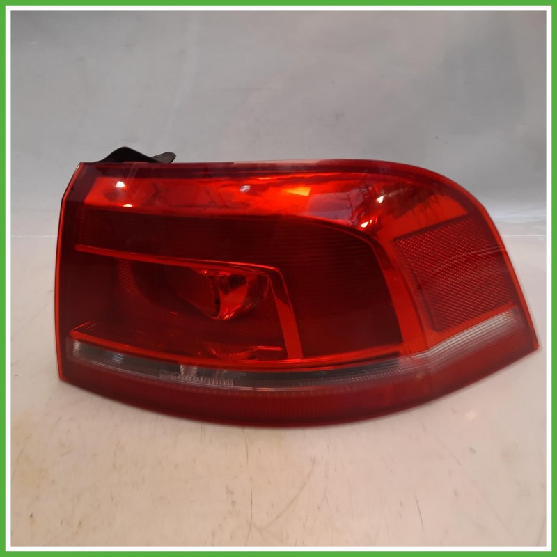 Fanale Fanalino Destro DX  Volkswagen Passat 6 Serie 2010-2014 3AE945096F Originale Usato