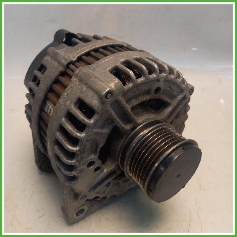 Alternatore Bosch 0121715003 Volkswagen Passat 5 Serie 03G903023 2009-2010