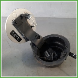 Sportello Carburante GRIGIO CHIARO MACHINE SILVER Kia Ceed 2 Serie 1.6 CRDi GT 16v. 69510A2200 2015-2018 Kia 69510A2200