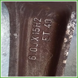 Cerchio Singolo in Lega Ford KA 2 Serie 15 pollici 15 6.0J 4x108 ET40 1pz 1675240 Originale Usato al pz
