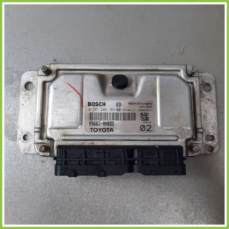 Centralina Motore Iniezione ECU BOSCH 0261208702 TOYOTA AYGO 1a Serie 1.0 12V VVT-I 89661-0H022 Benzina 2005