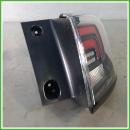 Fanale Fanalino Destro DX Hella 93235958 Opel Crossland X 2020 YQ01103780 Originale Usato