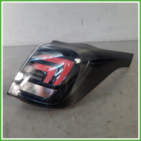 Fanale Fanalino Destro DX Hella 93235958 Opel Crossland X 2020 YQ01103780 Originale Usato