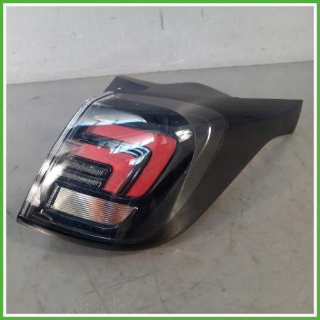 Fanale Fanalino Destro DX Hella 93235958 Opel Crossland X 2020 YQ01103780 Originale Usato