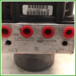 Centralina ABS Modulo Pompa Bosch 0265951240 589201P2A0 Kia Venga 2009-2015 Originale Usato