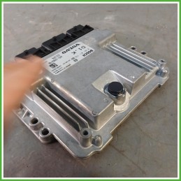 Centralina Motore Iniezione ECU Bosch 0281011755 Volvo V50 1.6 D4 16v. 36000595 Gasolio 2004
