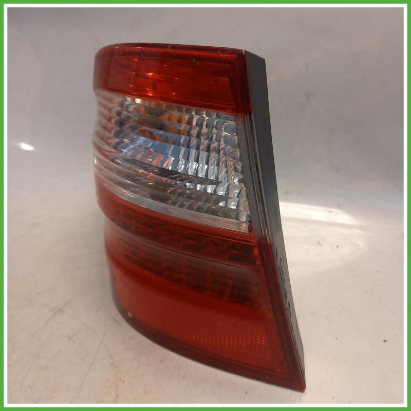 Fanale Fanalino Sinistro SX Schefenacker Mercedes Classe E S211 SW 2003-2005 A2118201564 Originale Usato
