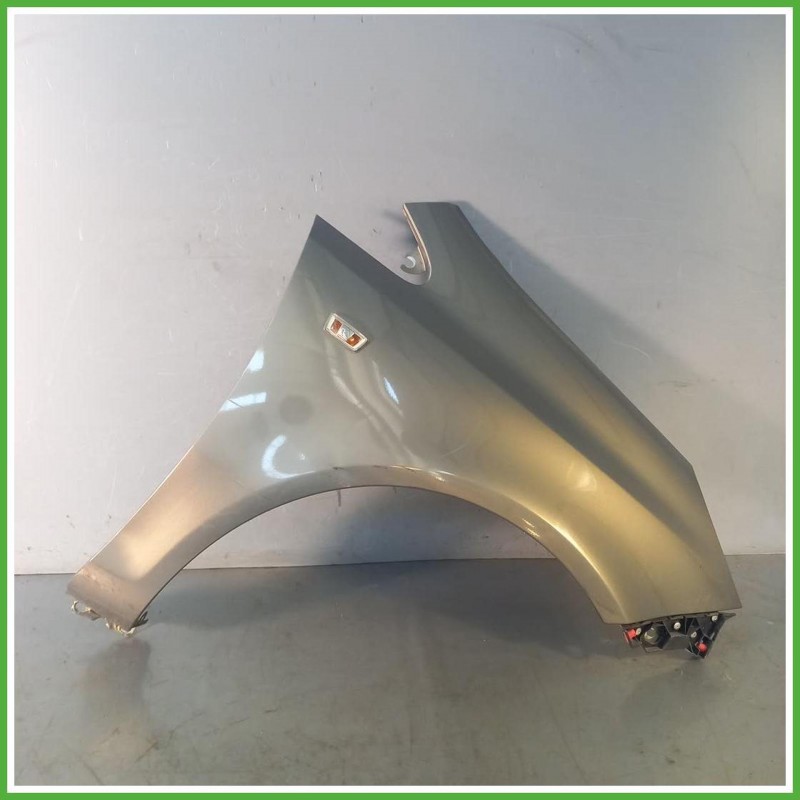 Parafango Anteriore Destro DX Opel Corsa D Berlina 5 Porte 2011 Grigio Originale Usato