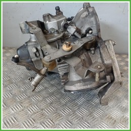 Cambio Manuale Opel Corsa D 1.2 16v. A12XER Originale Usato