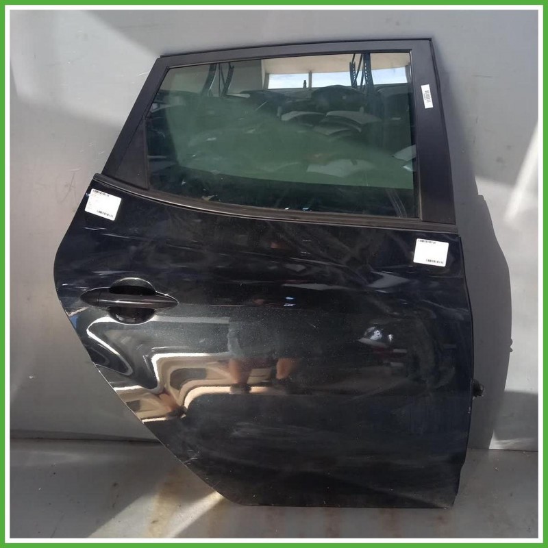 Porta Portiera Sportello Posteriore Destro DX Kia Venga Nero Berlina 5 Porte 2009-2015 Originale Usato