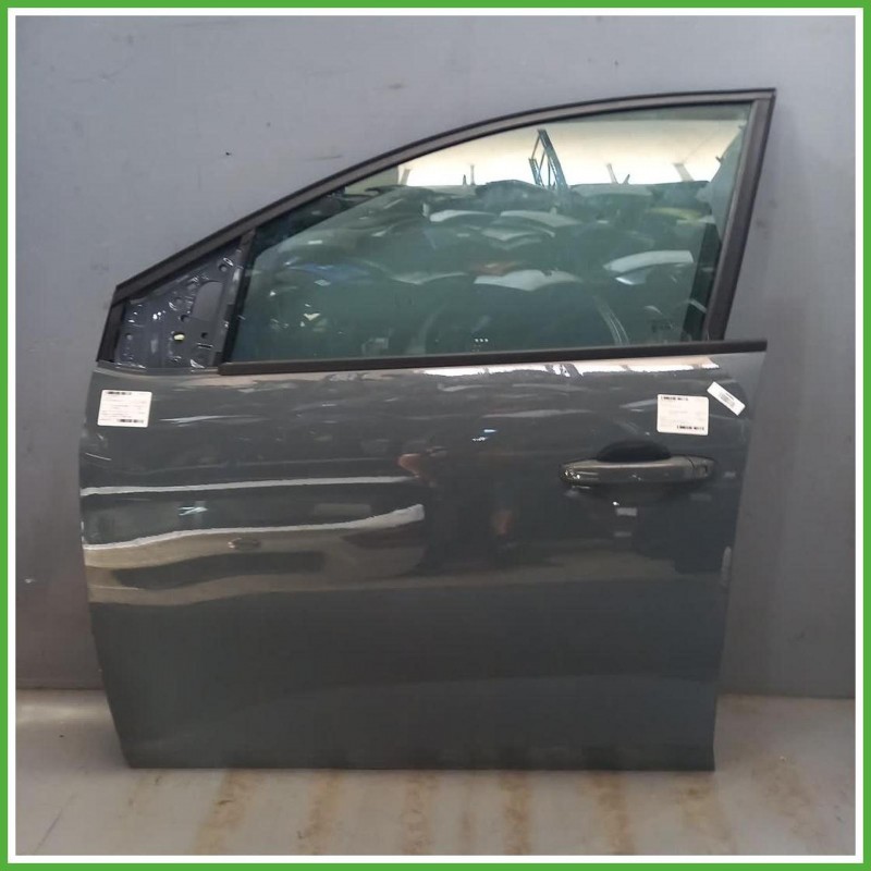 Porta Portiera Sportello Anteriore Sinistro SX Dacia Sandero 3 Serie Grigio Berlina 5 Porte 2020 Originale Usato