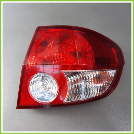 Fanale Fanalino Posteriore Destro DX HYUNDAI GETZ 92402-1CXXX Originale Usato