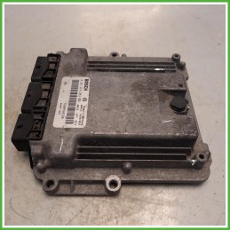 Centralina Motore Iniezione ECU Bosch 0281014083 Renault Espace 4 Serie 2.0 DCi 16v. 8200560320 Gasolio 2006-2012