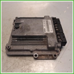 Centralina Motore Iniezione ECU Bosch 0281014083 Renault Espace 4 Serie 2.0 DCi 16v. 8200560320 Gasolio 2006-2012