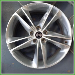 Cerchi in Lega Nissan Qashqai 2 Serie 19 pollici 19 7.0J 5x114.3 ET40 4pz D0300HV05A Originale Usato