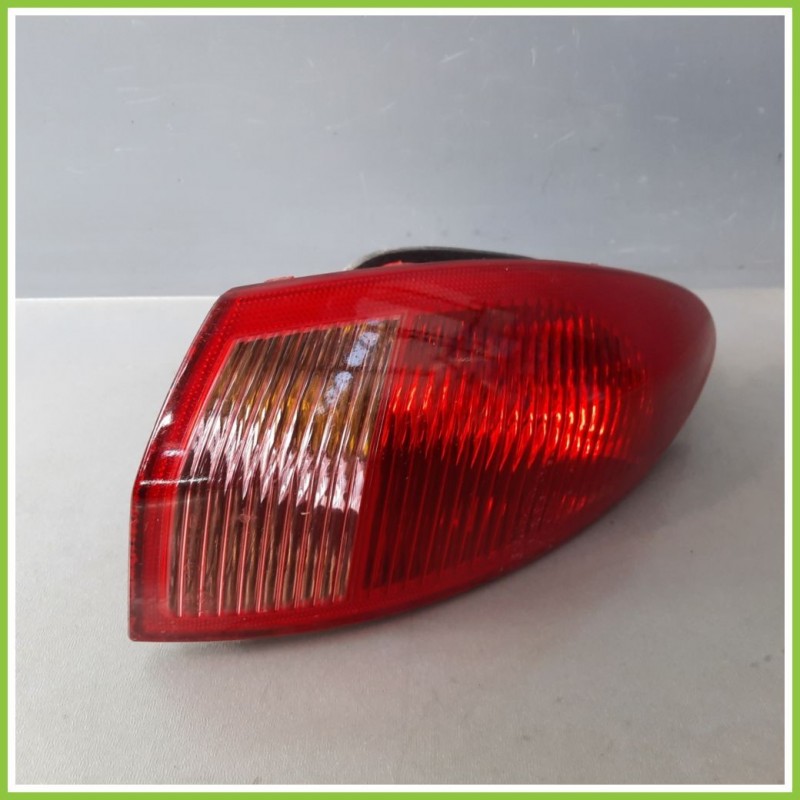 Fanale Fanalino Posteriore Destro DX OLSA 03.323.01.0 ALFA ROMEO 147 W8 46556347 Originale Usato