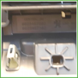 Comandi Multifunzionali Peugeot 2008 2 Serie 1.2 PureTech 12v. 98261081XU 2023