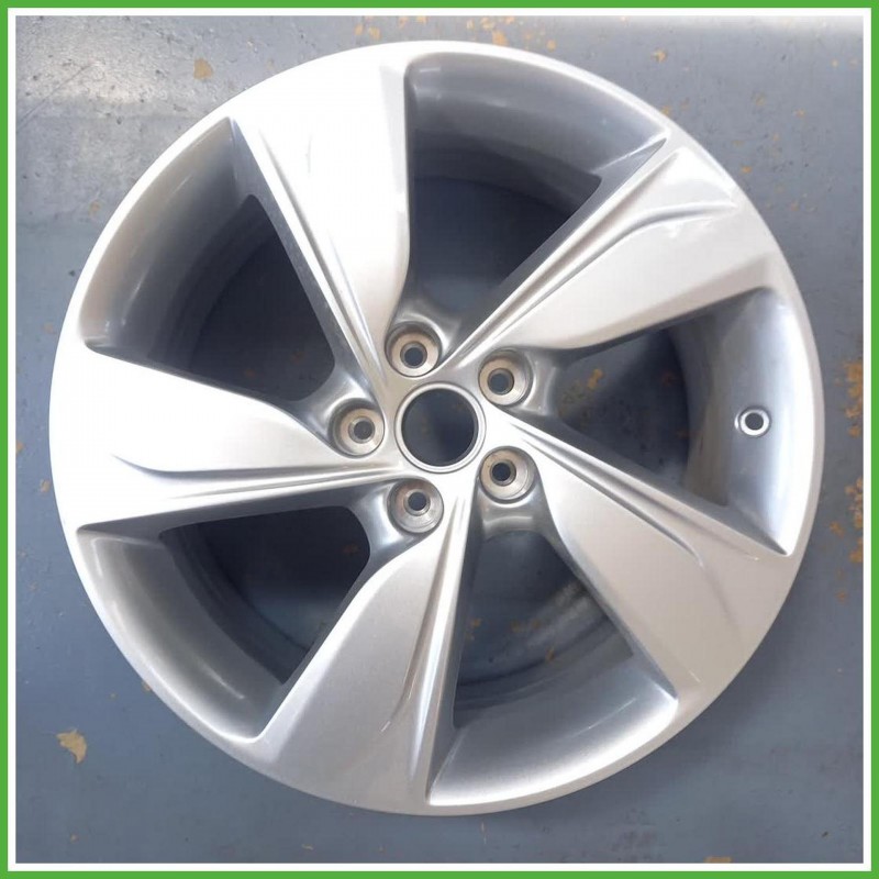 Cerchio Singolo in Lega Opel Crossland X 18 pollici 18 7.5J 5x108 ET49 1pz 13469368 Originale Usato al pz