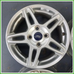 Cerchi in Lega Ford Fiesta 6 Serie 15 pollici 15 6.0J 4x108 ET47.5 4pz 1881869 Originale Usato