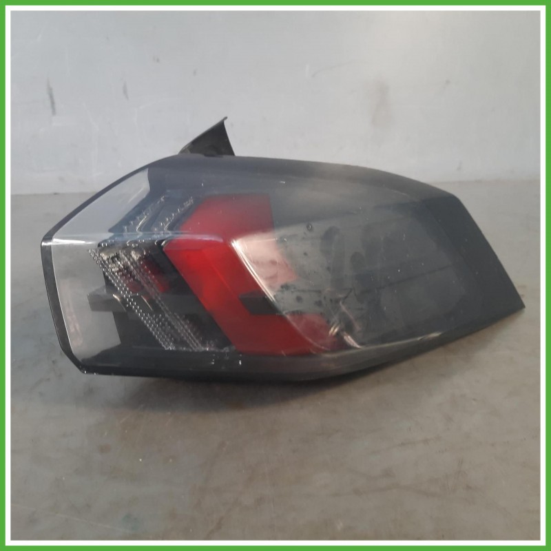 Fanale Fanalino Destro DX Automotive Lighting Peugeot 2008 2 Serie 2023 9838190480 Originale Usato