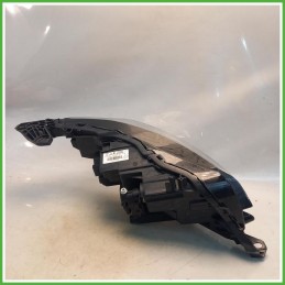 Faro Fanale Proiettore Sinistro SX Valeo 73312209 Peugeot 2008 2 Serie 2023 9833036380 Originale Usato