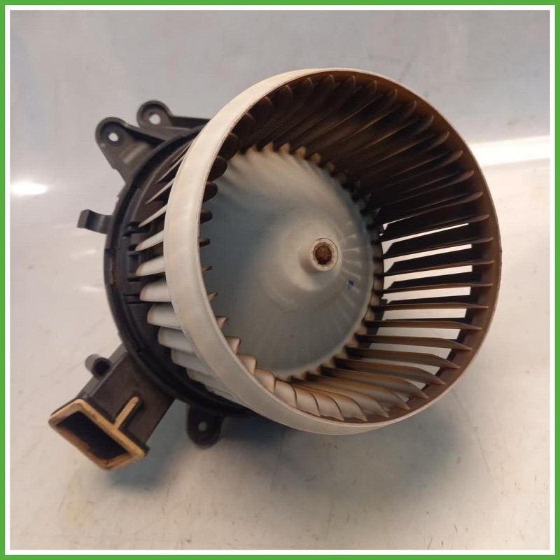 Ventola Ventilatore Riscaldamento Abitacolo  Fiat 500L 1.4 16v. 77366898 2017-2022