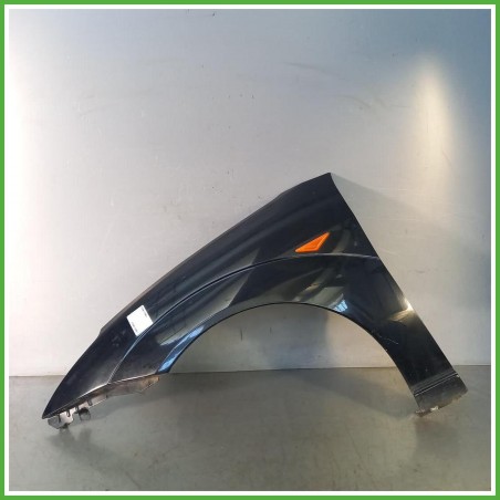 Parafango Anteriore Sinistro SX Ford Focus 1 Serie Berlina 3 Porte 2000-2002 Nero Originale Usato