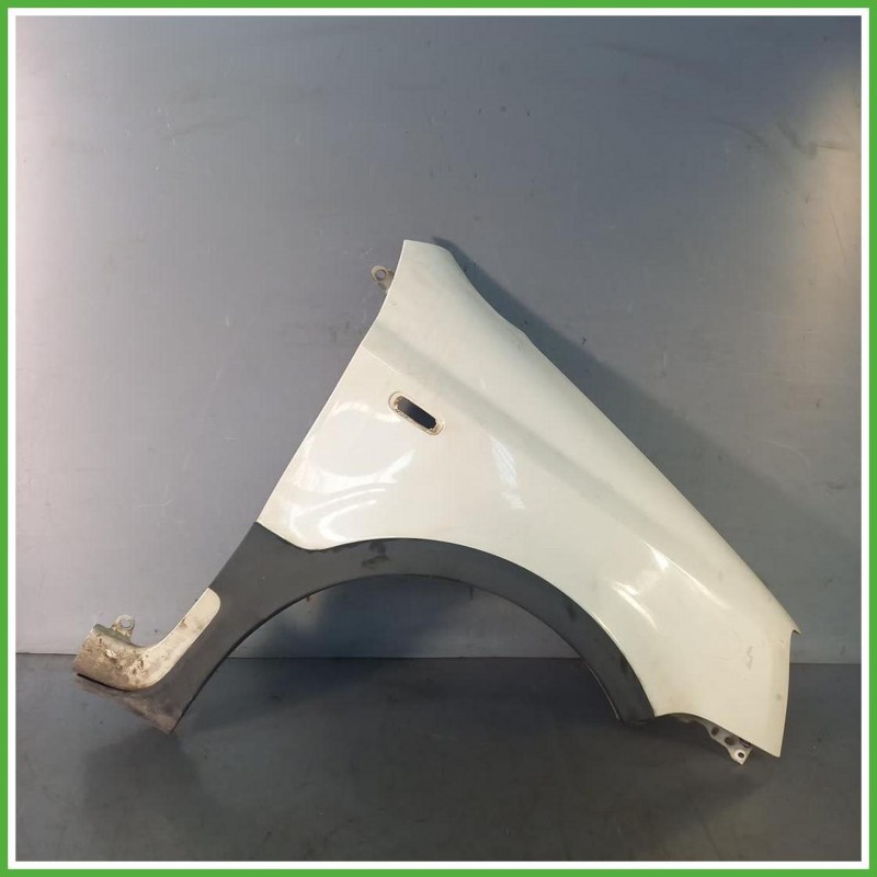 Parafango Anteriore Destro DX Fiat Panda 2 Serie Berlina 5 Porte 2006-2009 Bianco Originale Usato