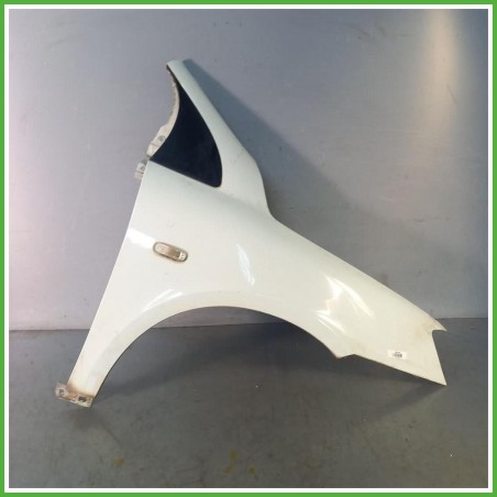 Parafango Anteriore Destro DX Fiat Multipla 2 Serie Multispace 5 Porte 2004-2010 Bianco Originale Usato