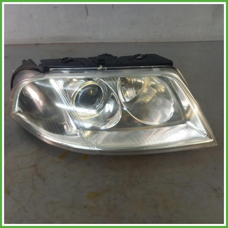 Faro Fanale Proiettore Destro DX  Volkswagen Passat 4 Serie Variant 2000-2005 3B0941016AN Originale Usato