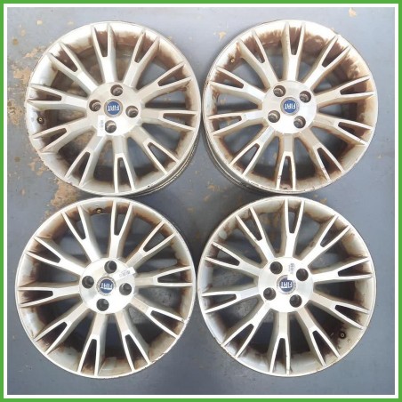 Cerchi in Lega Fiat Grande Punto 17 pollici 17 6.5J 4x100 ET46 4pz 50529059 Originale Usato