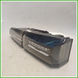 Fanale Fanalino Destro DX Hella 015.020.02AL Peugeot 308 3 Serie 2021 9835300580 Originale Usato