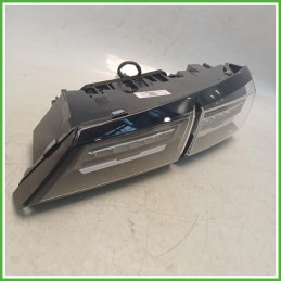 Fanale Fanalino Destro DX Hella 015.020.02AL Peugeot 308 3 Serie 2021 9835300580 Originale Usato