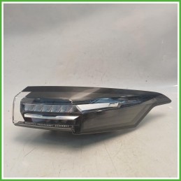 Fanale Fanalino Destro DX Hella 015.019-02AQ Peugeot 308 3 Serie 2021 9835299280 Originale Usato
